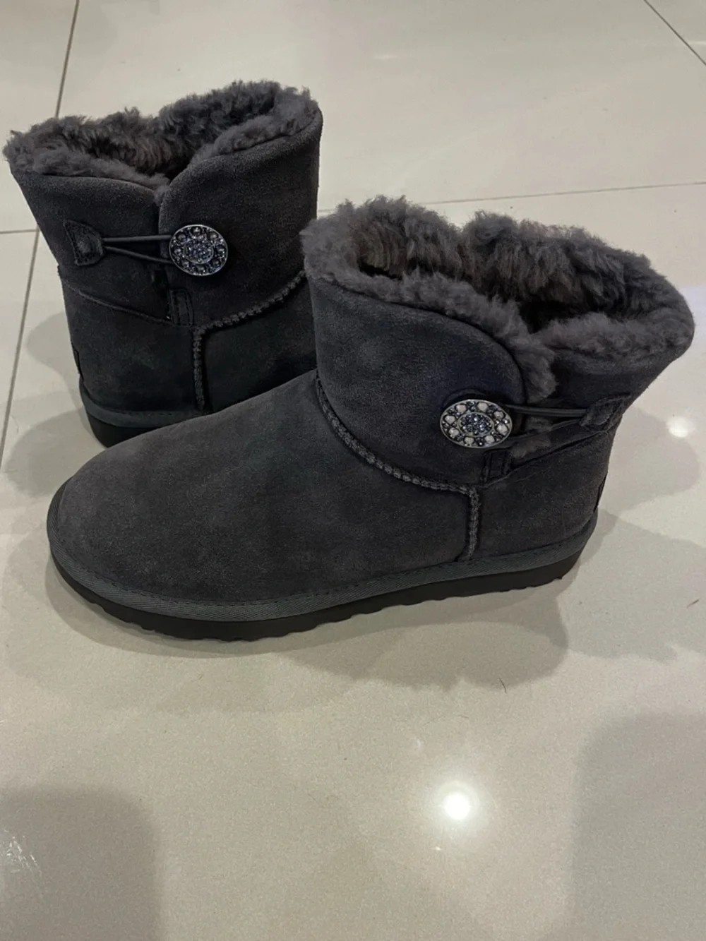 New UGG MINI BAILEY BUTTON CRYSTALS CHARCOAL BOOTS